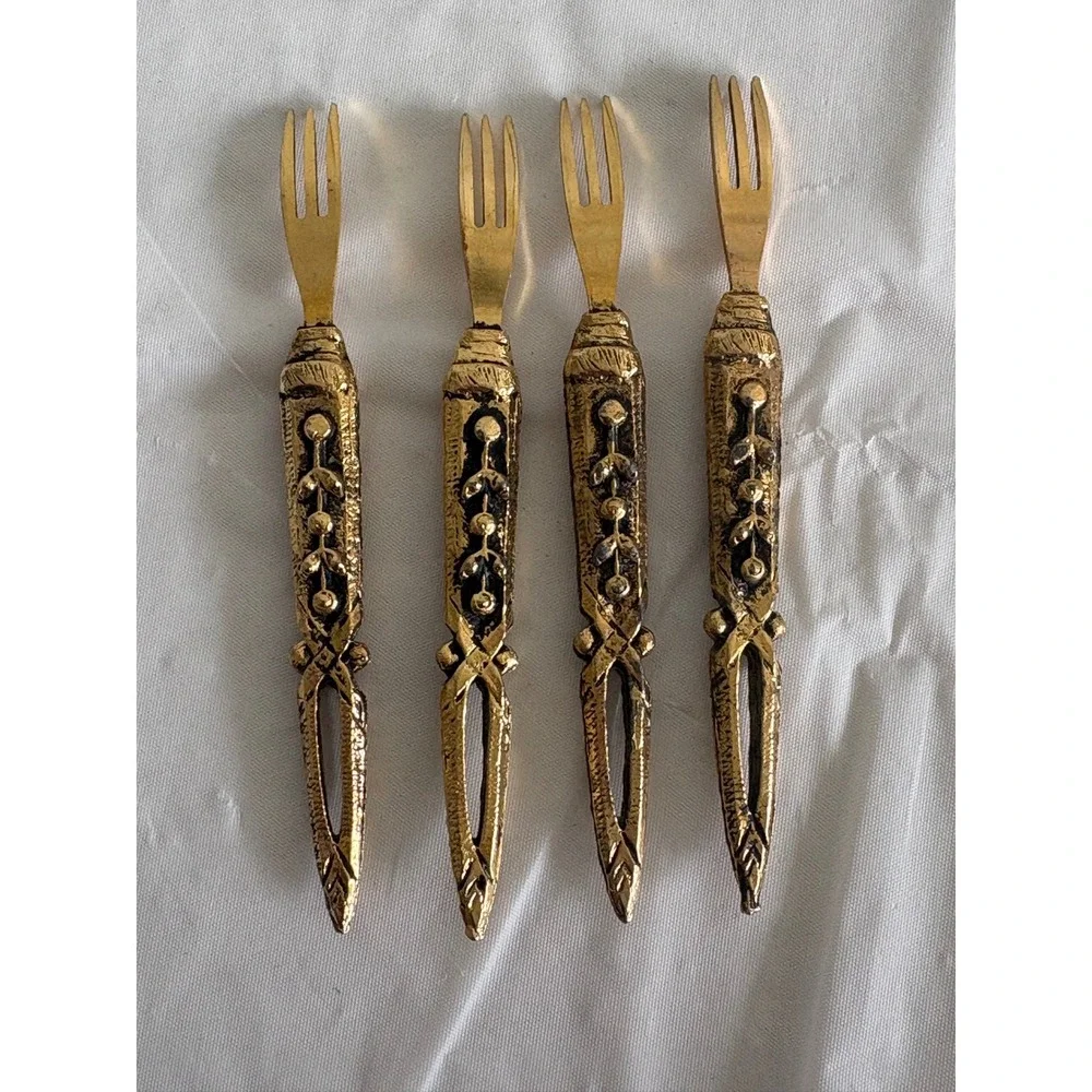 Vintage Set of 4 Ornate Gold Tone Cocktail Appetizer Forks Faux Pearl Coral Bead